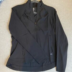 BarcoOne Two-Pocket Scrub Jacket